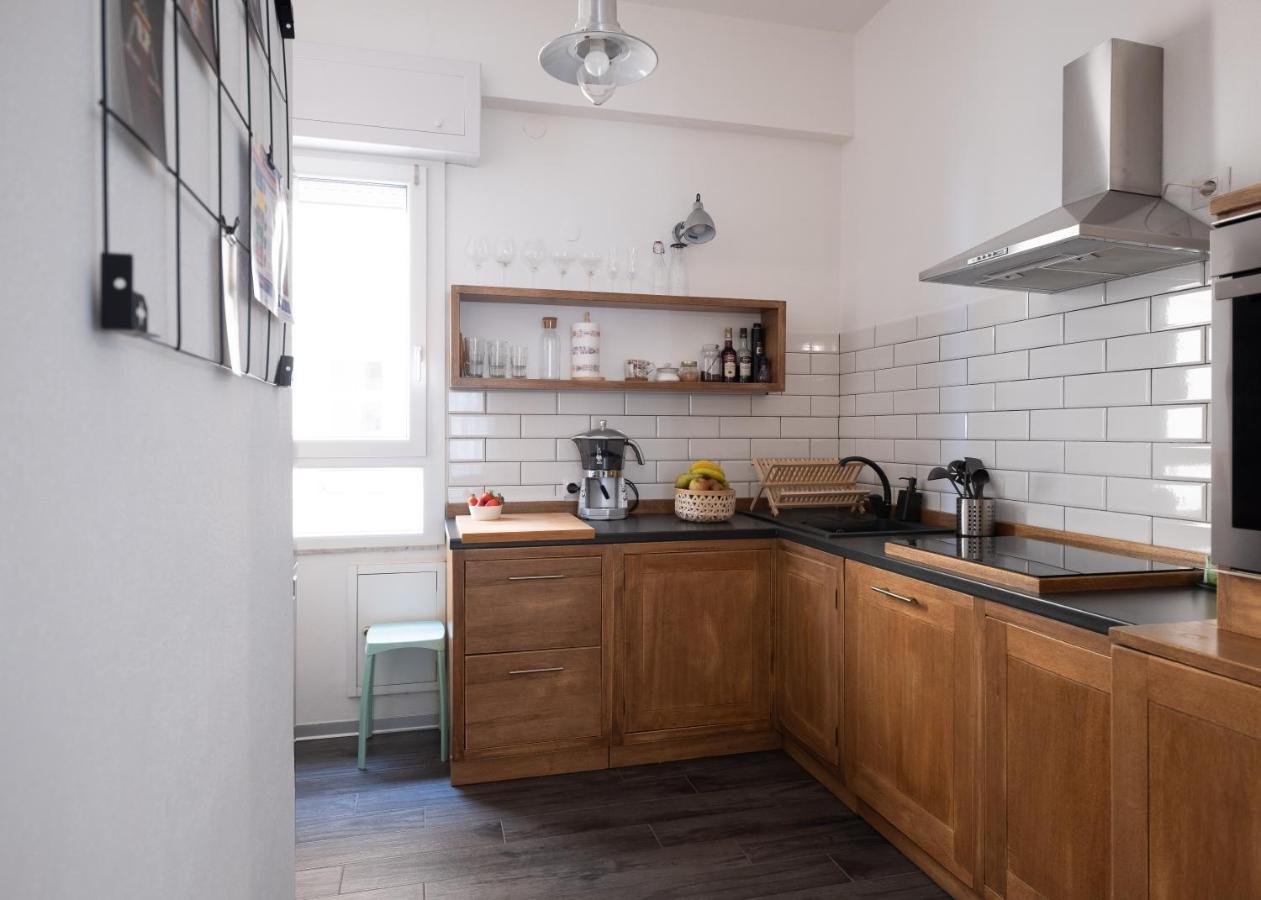 Apartament Domus Deiana Cagliari Zewnętrze zdjęcie